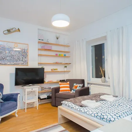 Apartament Plac Zbawiciela Apartment *