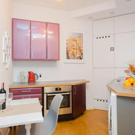 Apartament Plac Zbawiciela